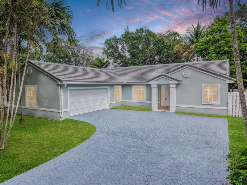 1811 SW 124th Way Miramar FL 33027