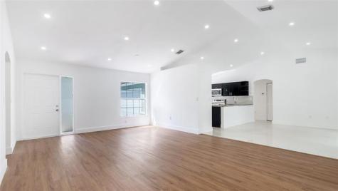 1811 SW 124th Way Miramar FL 33027