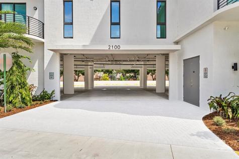 2100 Miami Road Fort Lauderdale FL 33316