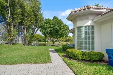 2939 Paddock Lane Weston FL 33331