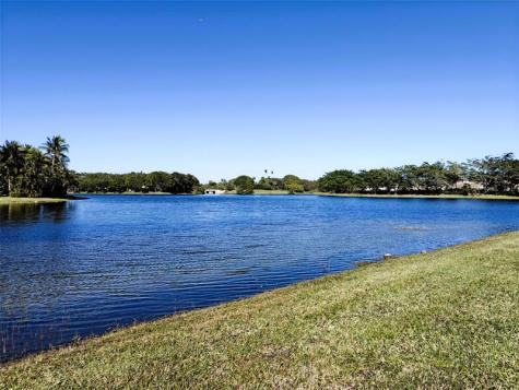 2939 Paddock Lane Weston FL 33331