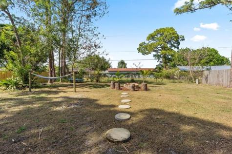 581 NW Cornell Avenue Port St Lucie FL 34983