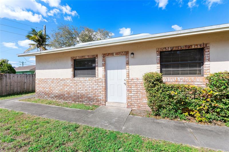 743 NW 14th Way Fort Lauderdale FL 33311