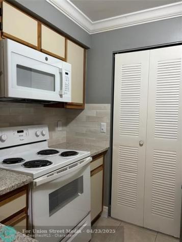 1265 SW 46th Avenue Pompano Beach FL 33069
