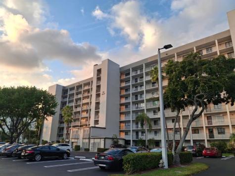 2217 Cypress Island Drive Pompano Beach FL 33069
