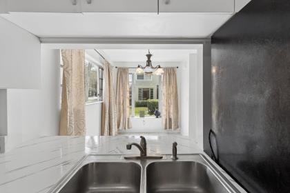8027 Lagos De Campo Boulevard Tamarac FL 33321
