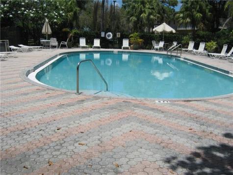 5162 NE 6th Avenue Oakland Park FL 33334