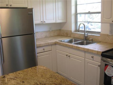5162 NE 6th Avenue Oakland Park FL 33334