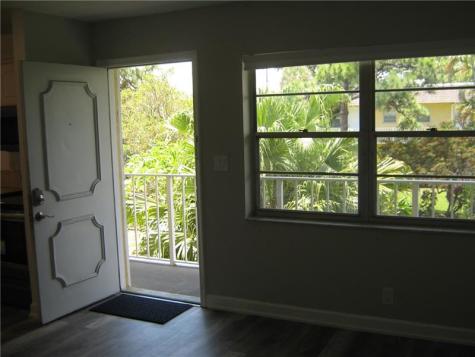 5162 NE 6th Avenue Oakland Park FL 33334