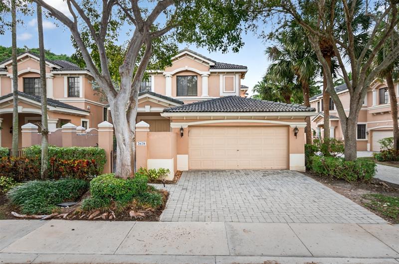 2678 Center Court Drive Weston FL 33332
