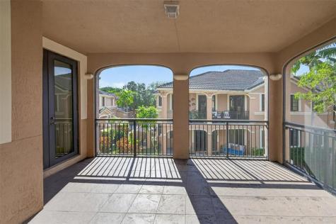 2678 Center Court Drive Weston FL 33332