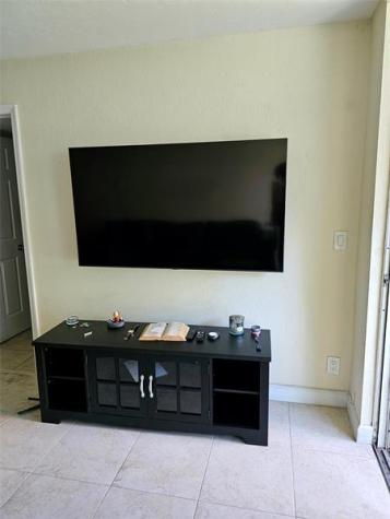 8294 NW 24th Street Coral Springs FL 33065