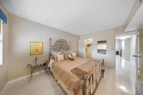 800 Cypress Grove Drive Pompano Beach FL 33069