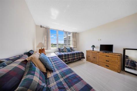 800 Cypress Grove Drive Pompano Beach FL 33069