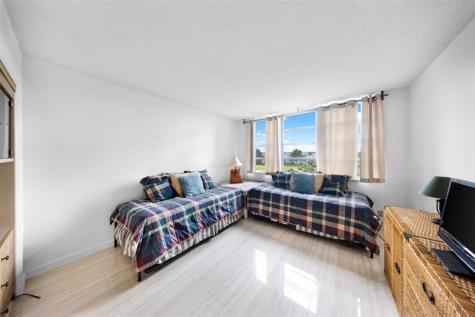 800 Cypress Grove Drive Pompano Beach FL 33069