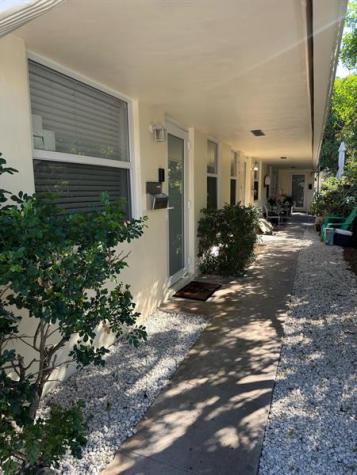 340 SW 16th Court Fort Lauderdale FL 33315