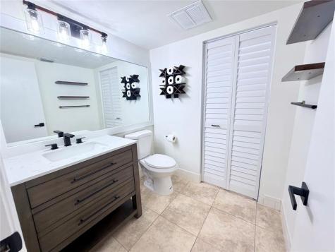 1110 SW 125th Avenue Pembroke Pines FL 33027