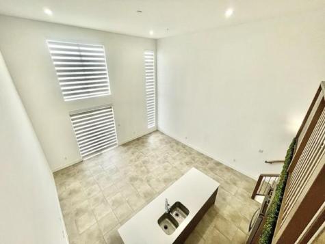 3455 NE 5th Avenue Oakland Park FL 33334
