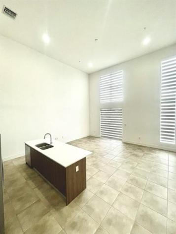 3455 NE 5th Avenue Oakland Park FL 33334