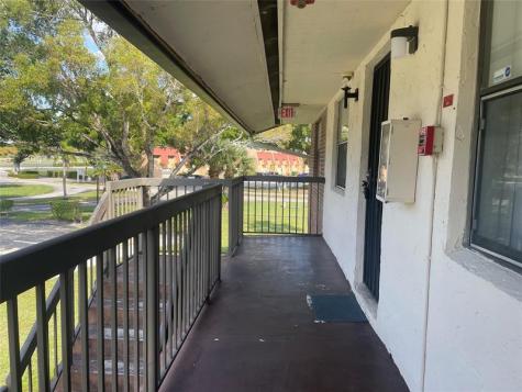 6040 Shakerwood Circle Tamarac FL 33319