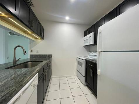 6040 Shakerwood Circle Tamarac FL 33319