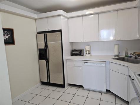 2750 NE 183rd Street Aventura FL 33160