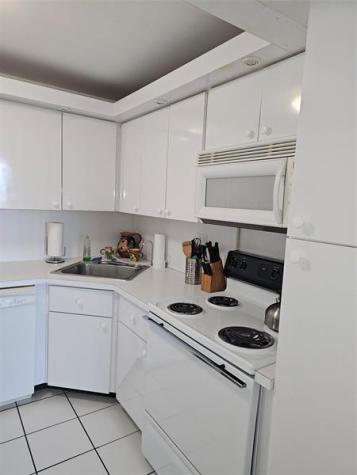 2750 NE 183rd Street Aventura FL 33160