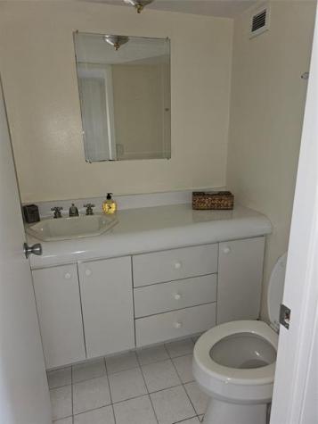 2750 NE 183rd Street Aventura FL 33160