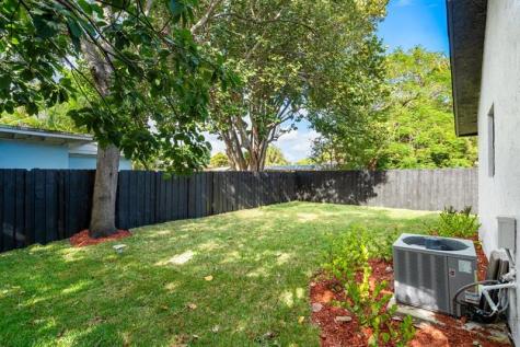 1211 NE 2nd Avenue Fort Lauderdale FL 33304