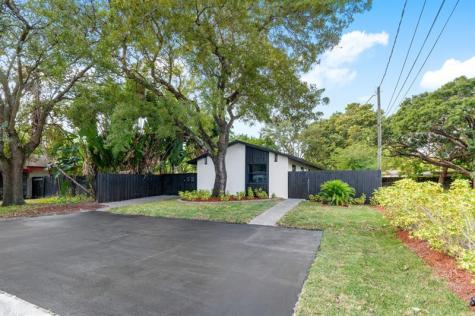 1211 NE 2nd Avenue Fort Lauderdale FL 33304