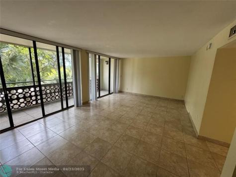 4222 Inverrary Boulevard Lauderhill FL 33319