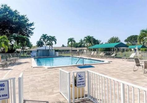8732 Bella Vista Drive Boca Raton FL 33433