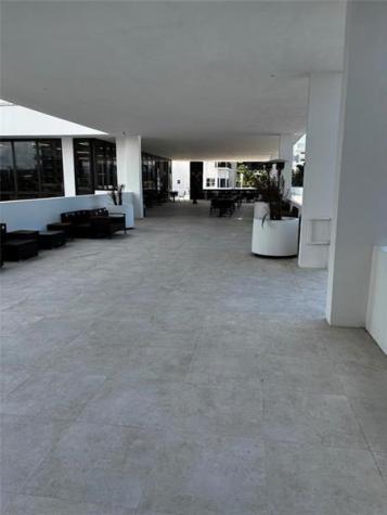 2301 S Ocean Drive Hollywood FL 33019