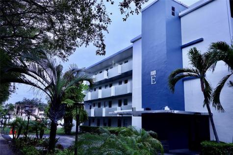 1351 NE 191st Street Miami FL 33179