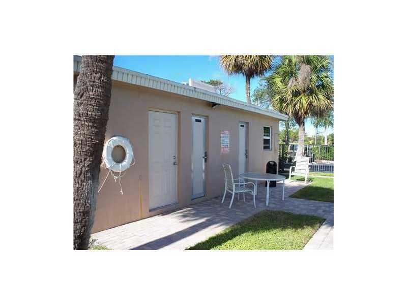2309 S Federal Highway Boynton Beach FL 33435