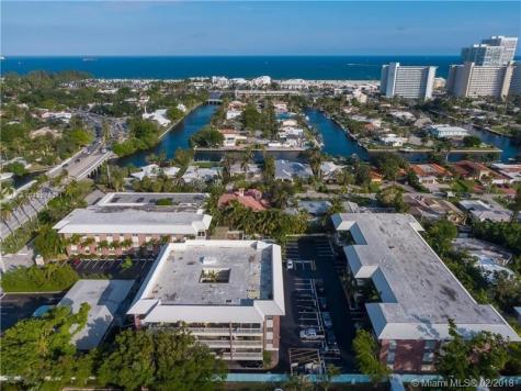 2420 SE 17th Causeway Fort Lauderdale FL 33316