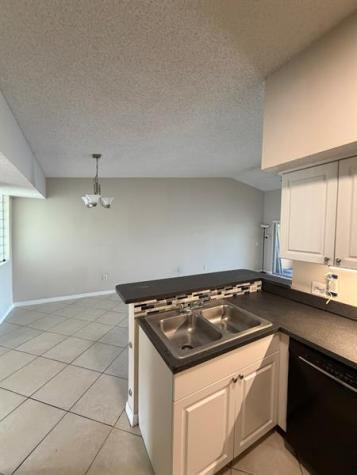 165 NW 96th Te Pembroke Pines FL 33024
