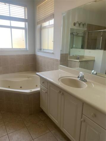 11159 NW 80th Lane Doral FL 33178