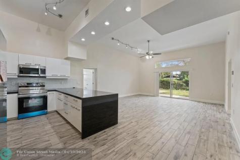 4620 NE 18 Avenue Pompano Beach FL 33064
