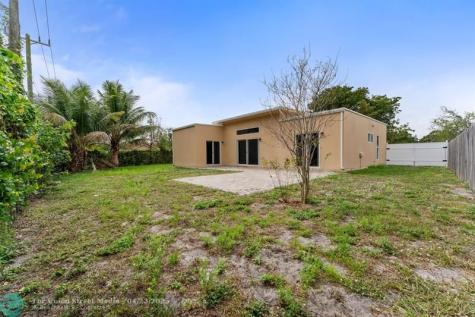 4620 NE 18 Avenue Pompano Beach FL 33064