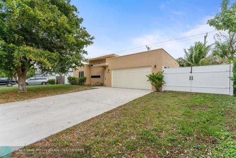 4620 NE 18 Avenue Pompano Beach FL 33064