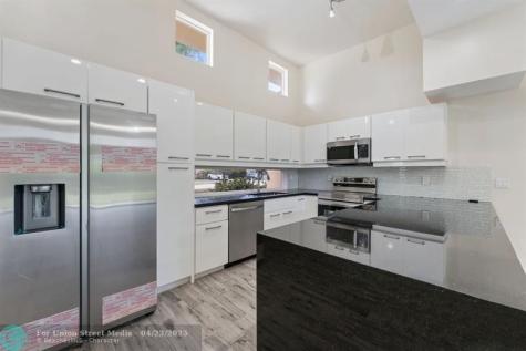 4620 NE 18 Avenue Pompano Beach FL 33064