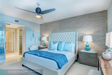 2640 Lake Shore Drive Riviera Beach FL 33404