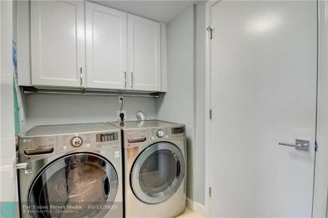 2640 Lake Shore Drive Riviera Beach FL 33404