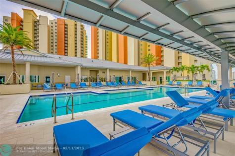 2640 Lake Shore Drive Riviera Beach FL 33404