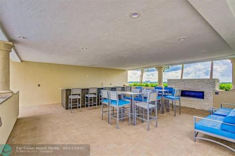 2640 Lake Shore Drive Riviera Beach FL 33404