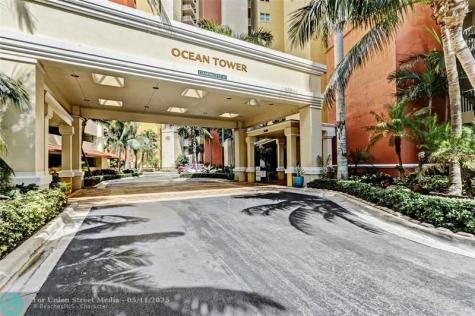 2640 Lake Shore Drive Riviera Beach FL 33404