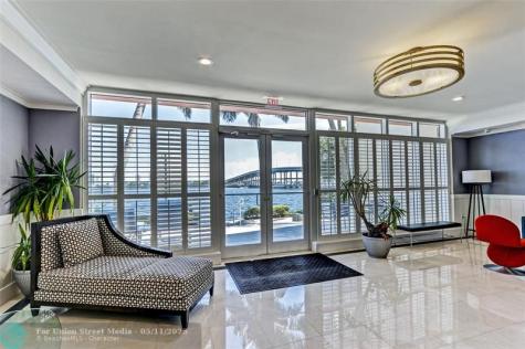 2640 Lake Shore Drive Riviera Beach FL 33404