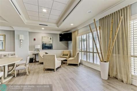 2640 Lake Shore Drive Riviera Beach FL 33404