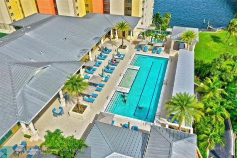 2640 Lake Shore Drive Riviera Beach FL 33404